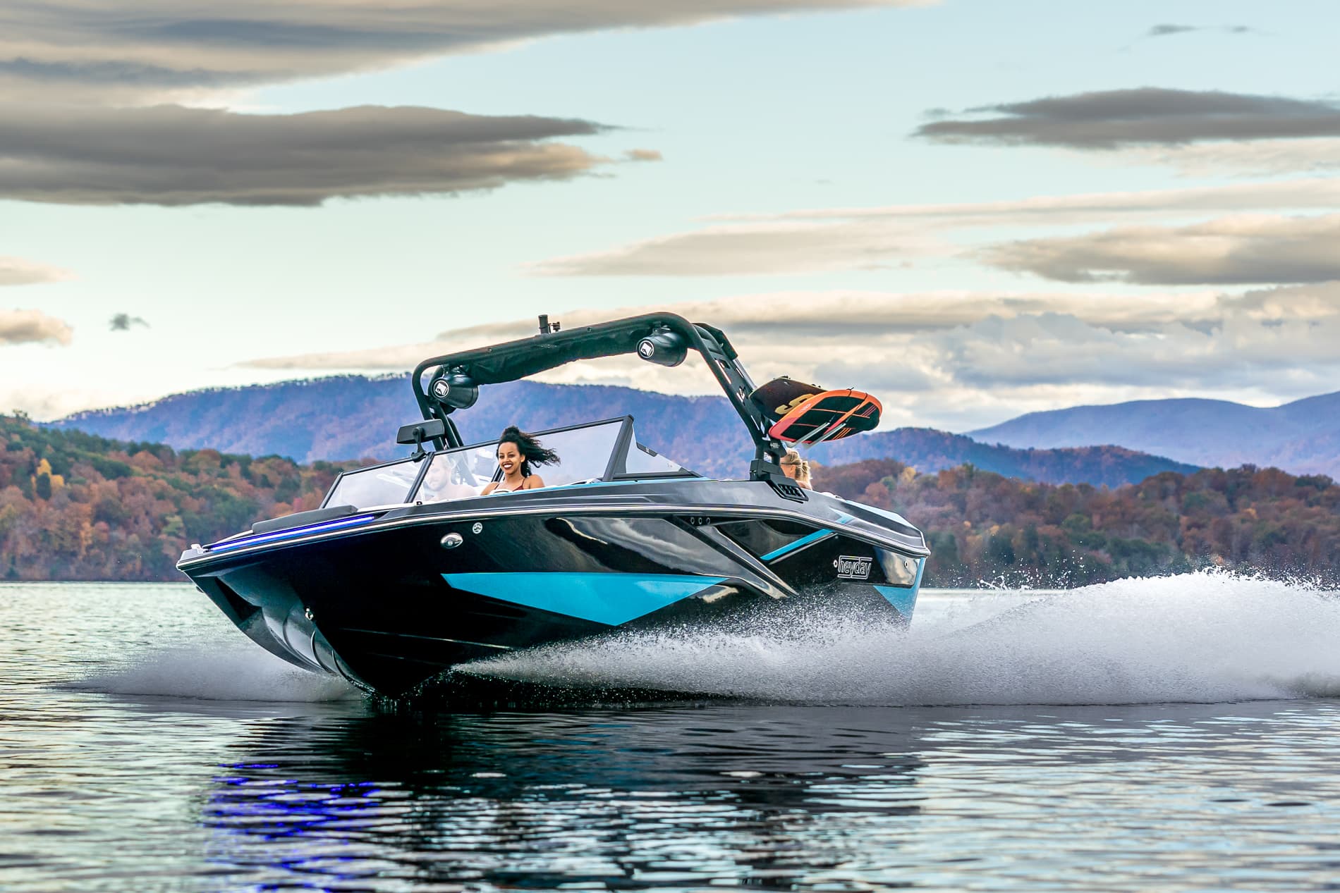 Wake. Ride. No Compromise - Heyday Wakeboats — image 1 of 12