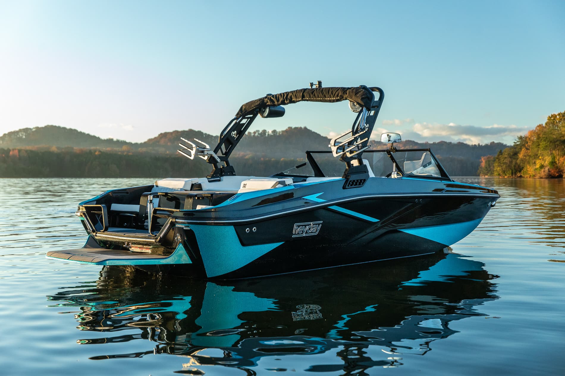 Wake. Ride. No Compromise - Heyday Wakeboats — image 5 of 12